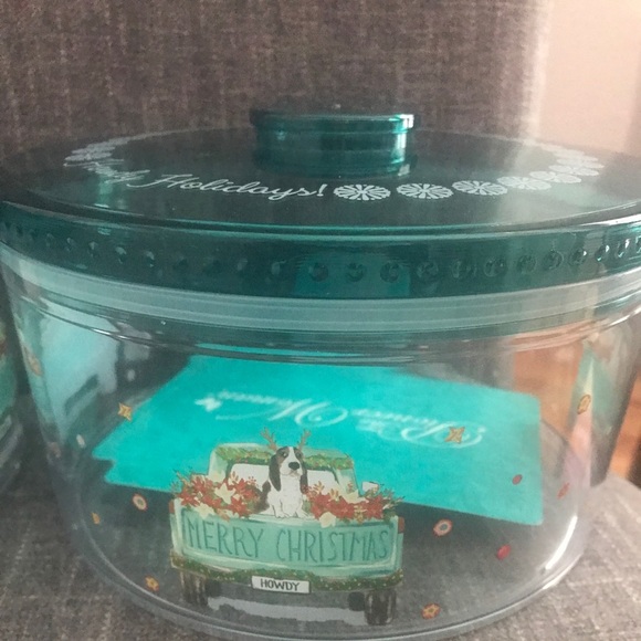 The Pioneer Woman Holiday Container - Picture 1 of 3